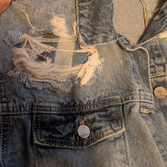 BKE Light Blue Distressed Denim Jacket - Picture 7 of 9
